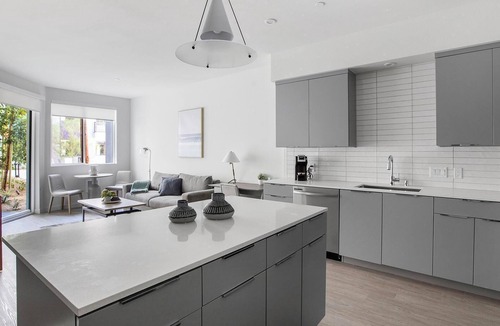 Rhodes Ranch Apartment | Landing | Chic 1BD, Gym, Pool