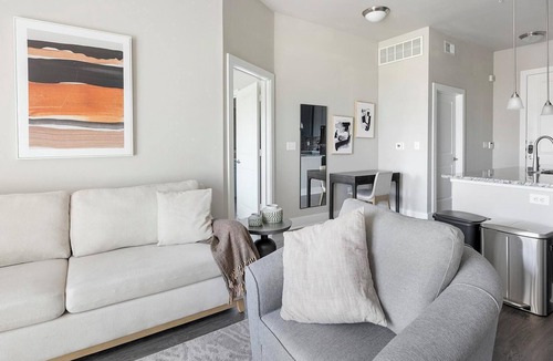 Nassau Bay Apartment | Landing | Chic 1BD, Yoga Studio, Pool