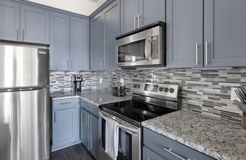 Nassau Bay Apartment | Landing | Chic 1BD, Yoga Studio, Pool