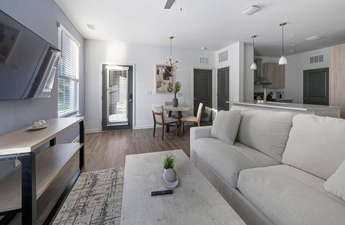 Sand Ridge Apartment | Landing | Chic 2BD, Clubhouse, Gym