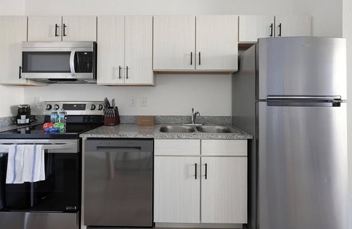 Lakeland Apartment | Landing | Chic 2BD, Clubhouse, Pool