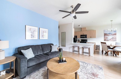 Molalla Apartment | Landing | Chic 2BD, Clubhouse, Pool