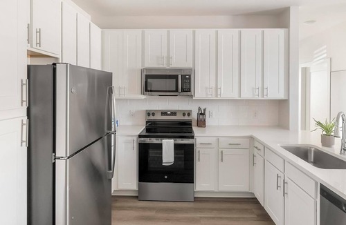 Belle Mina Apartment | Landing | Chic 2BD, Courtyard, Clubhouse