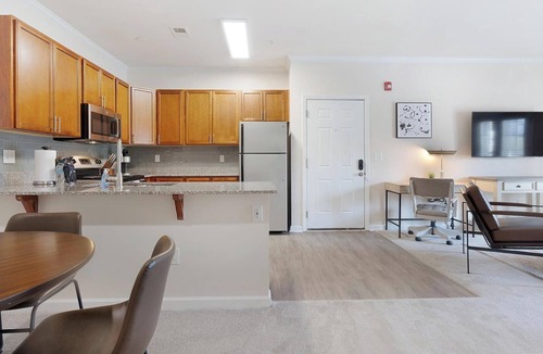 Hillsborough Apartment | Landing | Chic 2BD, Gym, Clubhouse
