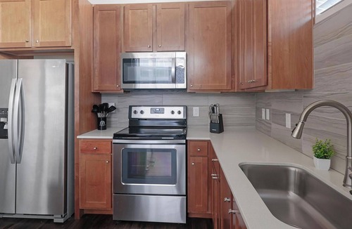 Central Business District Apartment | Landing | Chic 2BD, Gym, Clubhouse