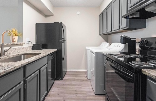 Cordova Apartment | Landing | Chic 2BD, Gym, Game Room