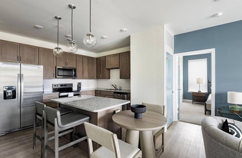 Wilmington Apartment | Landing | Chic 2BD, Gym, Pool