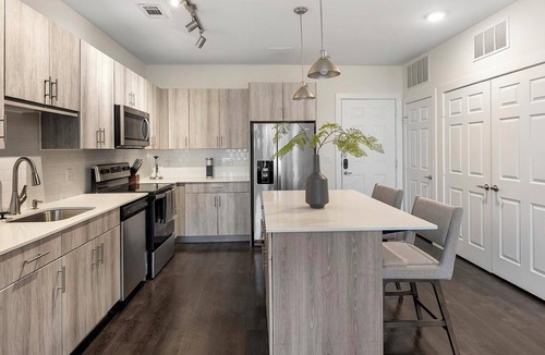 Fort Worth Apartment | Landing | Chic 2BD in Bricktown