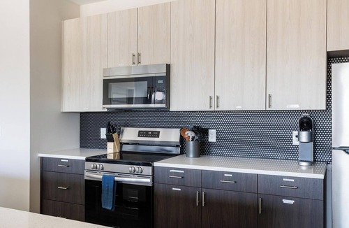 Near Northside Apartment | Landing | Chic 2BD, Pool, Gym