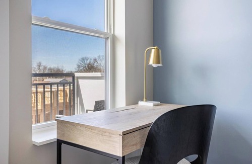 Near Northside Apartment | Landing | Chic 2BD, Pool, Gym