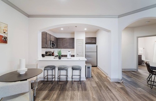 Corryville Apartment | Landing | Chic 2BD, Pool, Gym