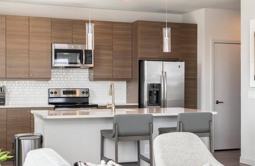 Sugar Hill Apartment | Landing | Chic 2BD, Pool, Gym