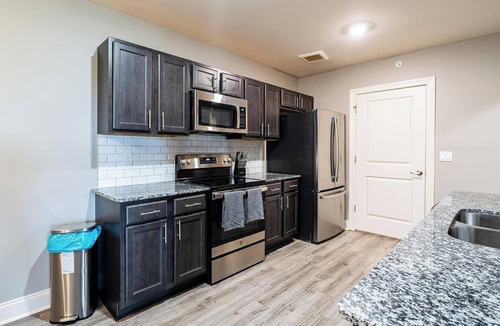 Cocoa Apartment | Landing | Chic 2BD, Pool, Gym