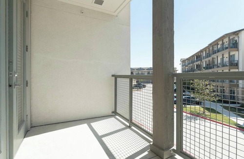 Austin Apartment | Landing | Chic 2BD, Pool, Clubhouse