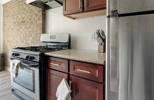 Greenbelt Apartment | Landing | Chic 2BD, Pool, Gym