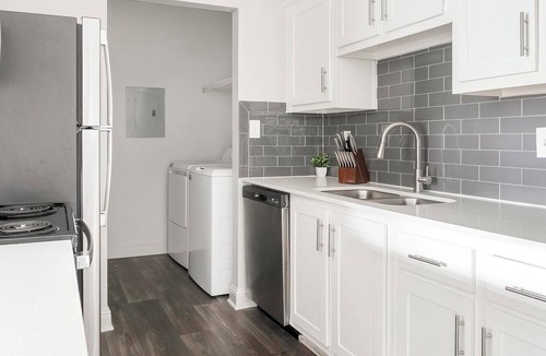 McDonough Apartment | Landing | Chic 2BD, Pool, Tennis Court