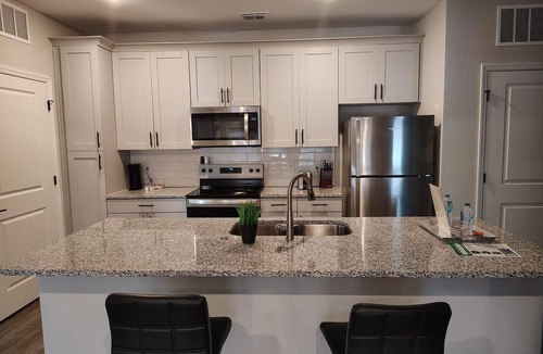 Newberry Apartment | Landing | Chic 2BD, Pool, Gym
