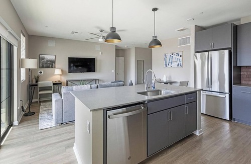Warehouse District Apartment | Landing | Chic 2BD, Yoga Studio, Pool