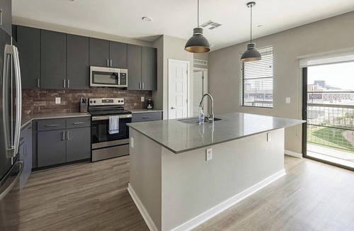 Warehouse District Apartment | Landing | Chic 2BD, Yoga Studio, Pool