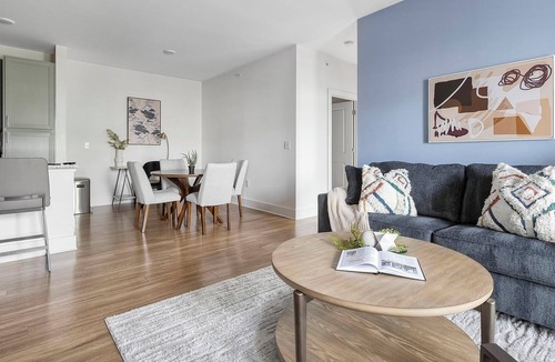 Fort Mill Apartment | Landing | Chic 3BD, Gym, Pool