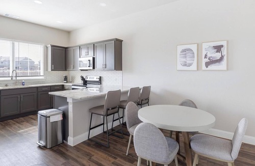 Weatherford Apartment | Landing | Chic 3BD in Weatherford