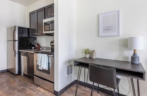 Pearl District Apartment | Landing | Chic Studio, Courtyard, Gym