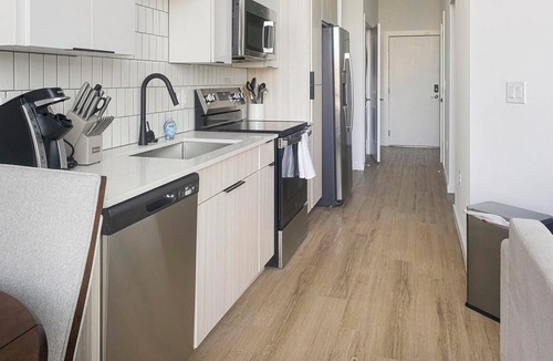 Chapel Hill Apartment | Landing | Chic Studio, Game Room, Courtyard