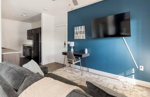 San Antonio Apartment | Landing | Chic Studio, Clubhouse, Gym