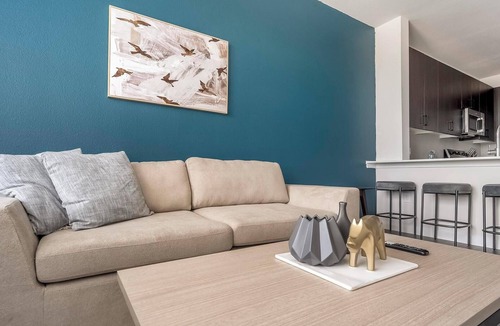 Wetmore Apartment | Landing | Chic Studio, Clubhouse, Gym