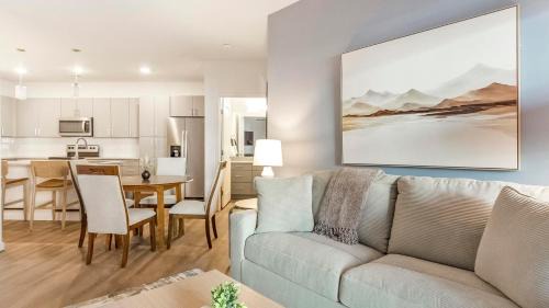 Northgate Apartment | Landing Incredible 2BD Pool Gym
