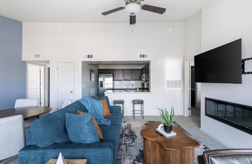 Yukon Apartment | Landing | Incredible 2BD, Gym, Clubhouse