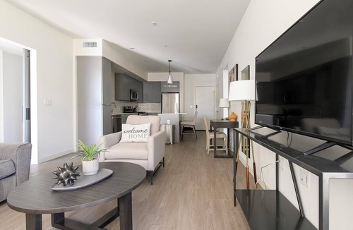 Rhodes Ranch Apartment | Landing | Incredible 2BD, Gym, Rooftop Lounge