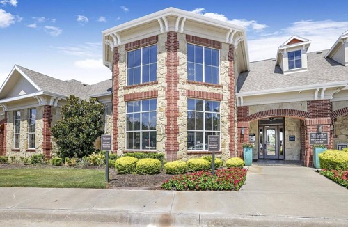Fossil Creek Apartment | Landing | Incredible 1BD, Pool, Clubhouse