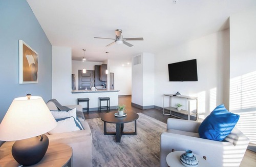 Hurstbourne Apartment | Landing | Incredible 1BD, Clubhouse, Gym