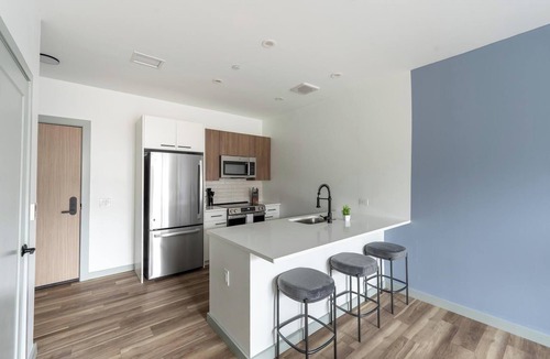 Haverhill Apartment | Landing | Incredible 1BD, Gym, Pool