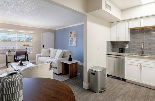 Rancho Oakey Apartment | Landing | Incredible 1BD, Gym