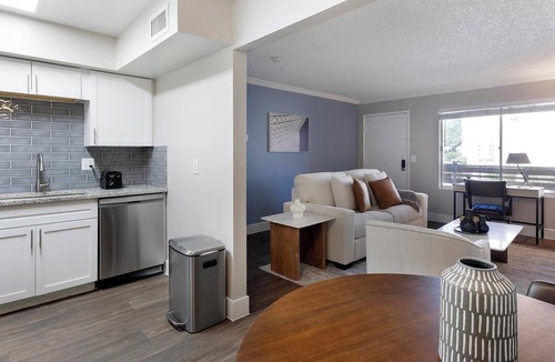 Rancho Oakey Apartment | Landing | Incredible 1BD, Gym