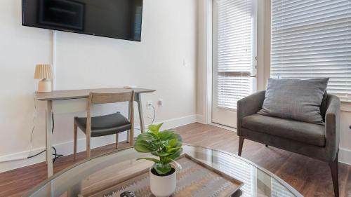 Wetmore Apartment | Landing Incredible 1BD Pool Clubhouse
