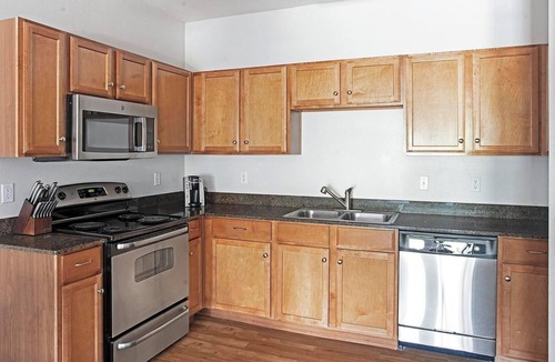 Sweetbriar Apartment | Landing | Incredible 1BD, Courtyard, Pool