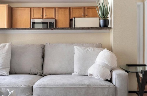 Sweetbriar Apartment | Landing | Incredible 1BD, Courtyard, Clubhouse