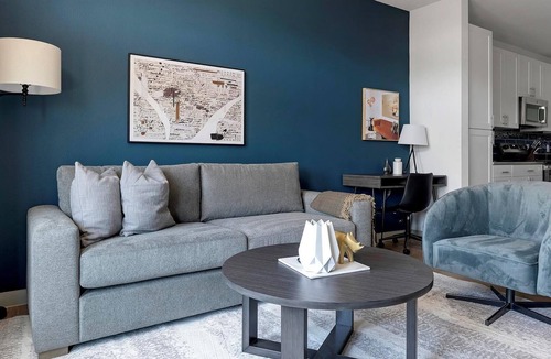 MLK Apartment | Landing | Incredible 1BD, Courtyard, Pool