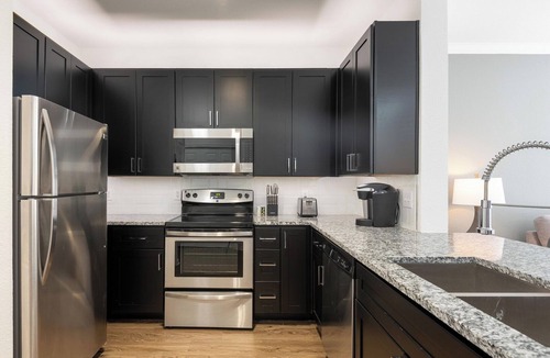 Austin Apartment | Landing | Incredible 1BD, Gym, Pool