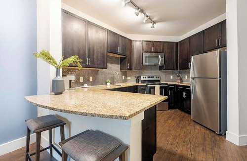 Crestview Apartment | Landing | Incredible 1BD, Gym, Courtyard