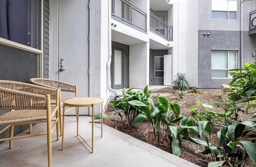 Crestview Apartment | Landing | Incredible 1BD, Gym, Courtyard