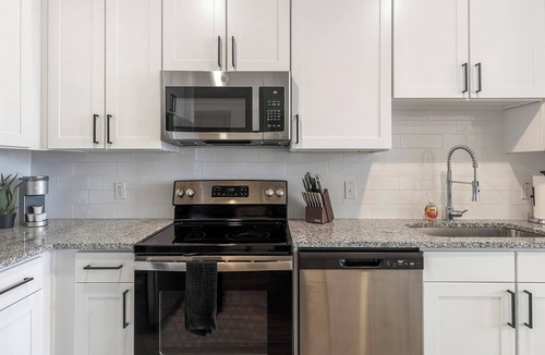 Weston Apartment | Landing | Incredible 1BD, Game Room, Yoga Studio