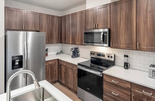 Seguin Apartment | Landing | Incredible 1BD, Gym, Pool