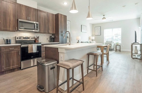 Seguin Apartment | Landing | Incredible 1BD, Gym, Pool