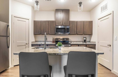 Buda Apartment | Landing | Incredible 1BD, Game Room, Gym