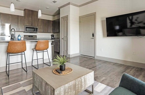 Manor Apartment | Landing | Incredible 1BD, Gym, Clubhouse
