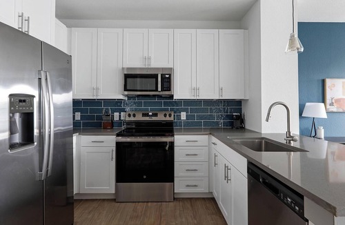 MLK Apartment | Landing | Incredible 1BD, Pool, Game Room